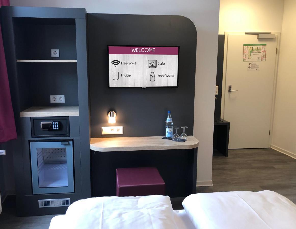 Smarty Airport Cologne Hotel - Kontaktloser Self Check-In Εξωτερικό φωτογραφία