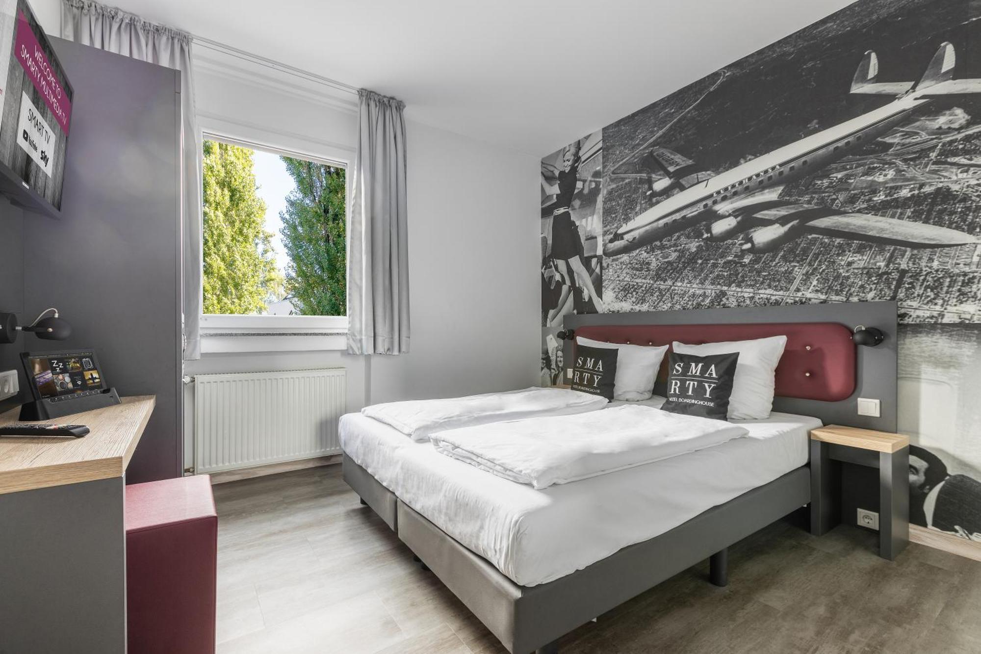 Smarty Airport Cologne Hotel - Kontaktloser Self Check-In Εξωτερικό φωτογραφία